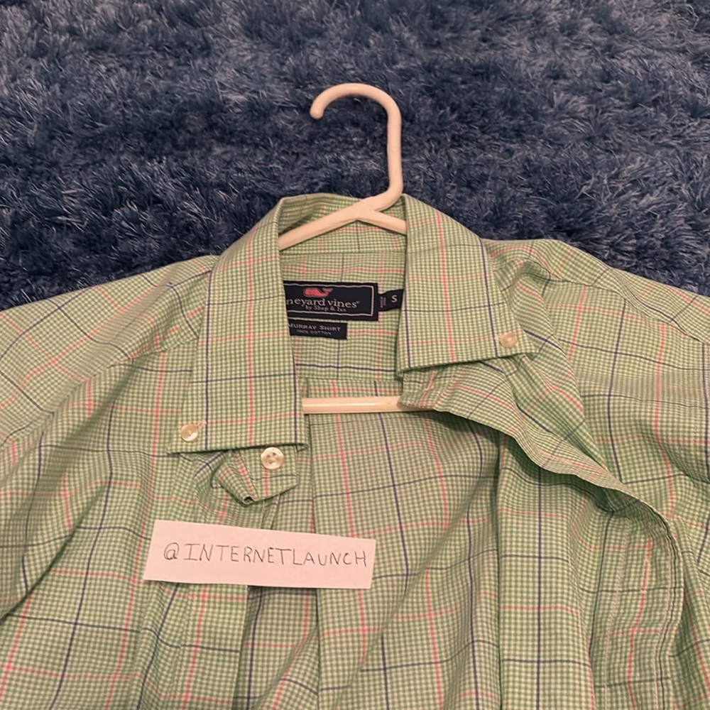 Vineyard Vines Men’s Small Button Down Shirt